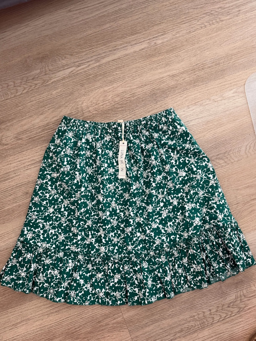 Luna Moon Green Floral Ruffle Hem Skirt